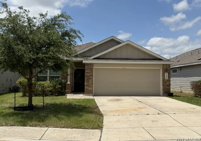 Photo 1 of Sale Pending at 7111 Azalea Sq, San Antonio, TX 78218 | MLS# 2006533 | Listing updated on 2026-09-16