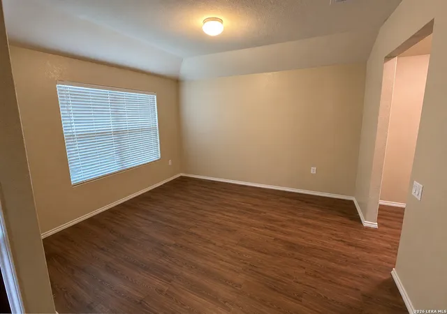 Photo 3 of Sale Pending at 7111 Azalea Sq, San Antonio, TX 78218 | MLS# 2006533 | Listing updated on 2026-09-16