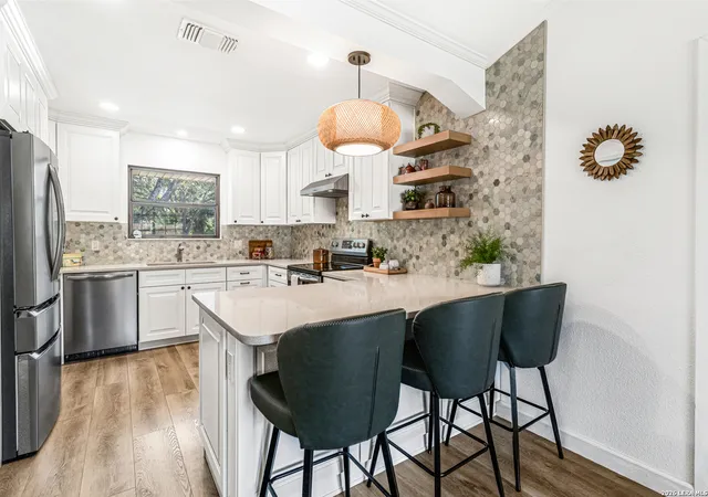 Photo 2 of Sale Pending at 110 Cortes, Universal City, TX 78148 | MLS# 2006534 | Listing updated on 2026-09-24