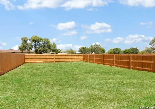 22nd image of 806 E 6th St, Nixon, TX 78140 | MLS# 2006536