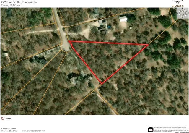 Photo 3 of Sale Pending at 227 Encino Dr, Floresville, TX 78114 | MLS# 2006541 | Listing updated on 2026-09-14