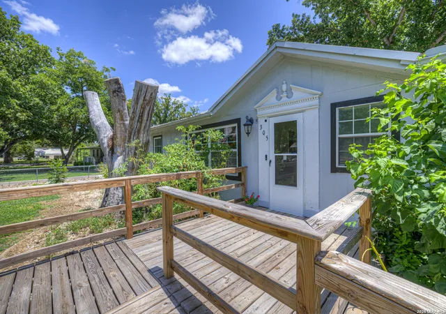 3rd image of 305 Elm, Mc Queeney, TX 78123 | MLS# 2006563