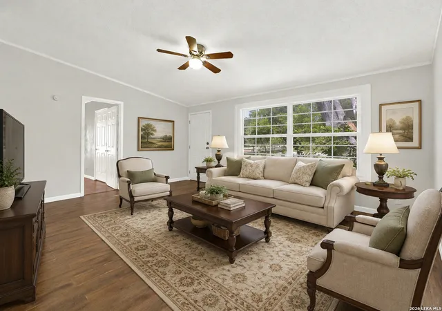 4th image of 305 Elm, Mc Queeney, TX 78123 | MLS# 2006563