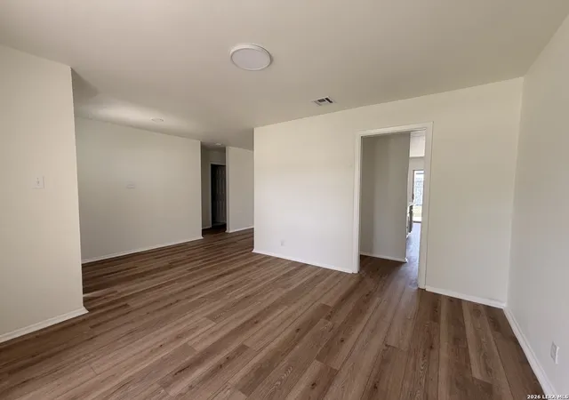 32nd image of 637 Jamie Sue Dr, Converse, TX 78109 | MLS# 2006568