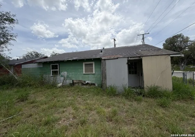 Photo 3 of Sale Pending at 244 Fount St, Pleasanton, TX 78064 | MLS# 2006576 | Listing updated on 2026-08-27