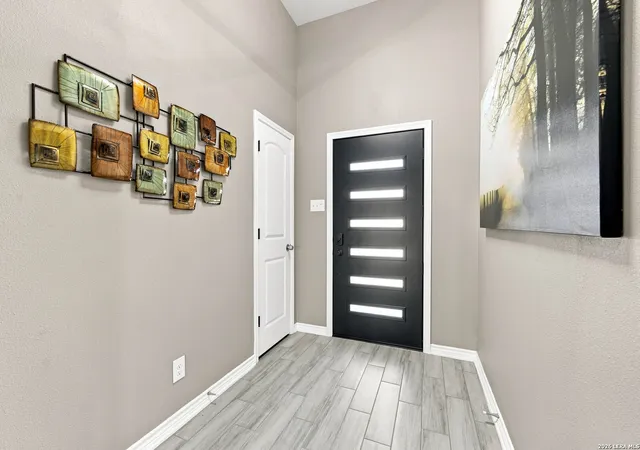 Photo 3 of Single family home for sale at 15710 Fair Ln, Selma, TX 78154 | MLS# 2006591 | Listing updated on 2026-09-28