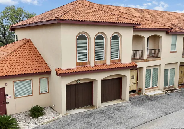 Photo 2 of Single family home for sale at 23510 Canyon Golf #101, San Antonio, TX 78258 | MLS# 2006631 | Listing updated on 2026-10-13