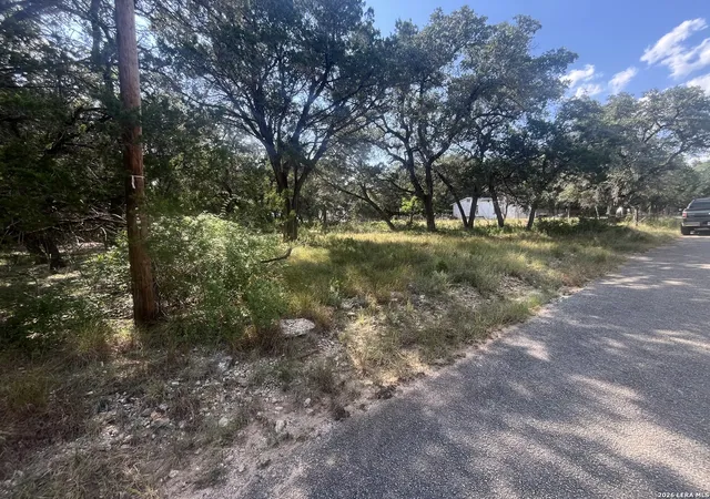 4th image of 231 Florida Ave, Lakehills, TX 78063 | MLS# 2006632