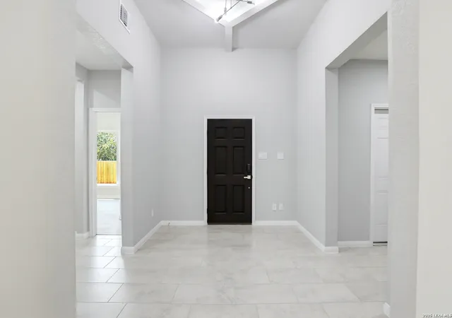 4th image of 163 Remington, Spring Branch, TX 78070 | MLS# 2006637
