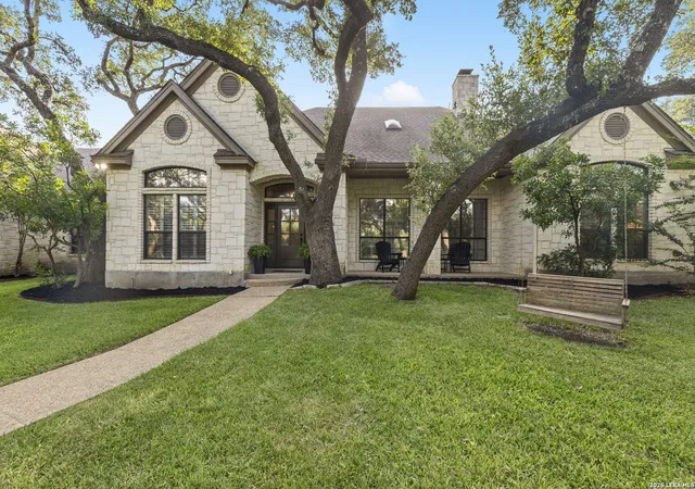Photo 3 of Single family home for sale at 29357 Raintree Rdg, Boerne, TX 78015 | MLS# 2006654 | Listing updated on 2026-09-11