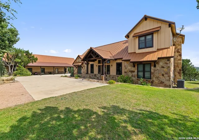 2nd image of 241 E Lynx Cv, Blanco, TX 78606 | MLS# 2006658