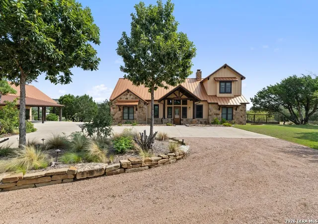Photo 3 of Single family home for sale at 241 E Lynx Cv, Blanco, TX 78606 | MLS# 2006658 | Listing updated on 2026-08-18