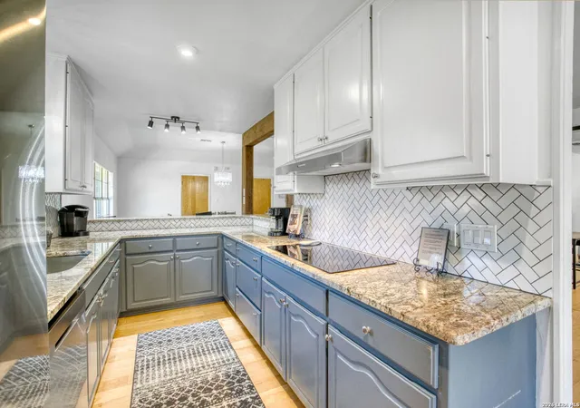 Photo 4 of Single family home for sale at 205 Edgewood Dr, Fredericksburg, TX 78624 | MLS# 2006665 | Listing updated on 2026-08-07