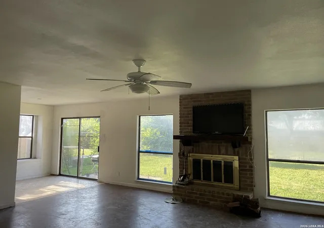 Photo 16 of Single family home for sale at 5307 Binz Engleman Rd, Kirby, TX 78219 | MLS# 2006678 | Listing updated on 2026-09-01