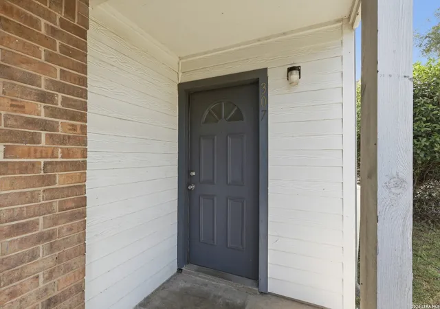 3rd image of 11311 Sir Winston St, San Antonio, TX 78216