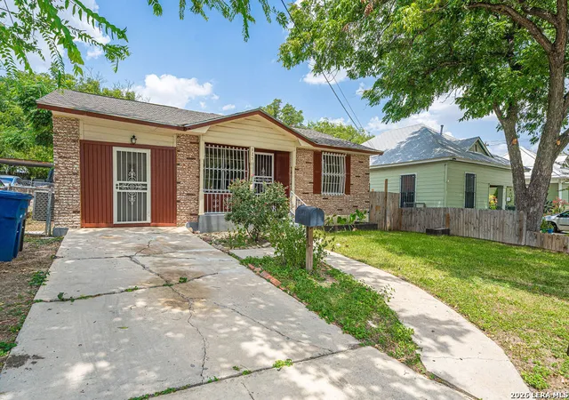 Photo 3 of Single family home for sale at 325 Maryland St, San Antonio, TX 78203 | MLS# 2006702 | Listing updated on 2026-09-18