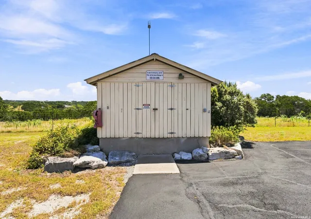 132nd image of 160 Live Oak Ln, Kerrville, TX 78028 | MLS# 2006704