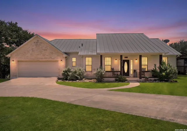 Photo 1 of Single family home for sale at 2700 Skyline Dr, Canyon Lake, TX 78133 | MLS# 2006716 | Listing updated on 2026-09-13