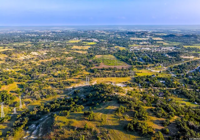 4th image of 331 Suniland, Fredericksburg, TX 78624 | MLS# 2006719