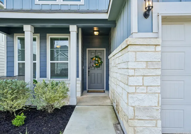 Photo 2 of Single family home for sale at 4037 Sun Meadow Ln, Seguin, TX 78155 | MLS# 2006736 | Listing updated on 2026-09-14