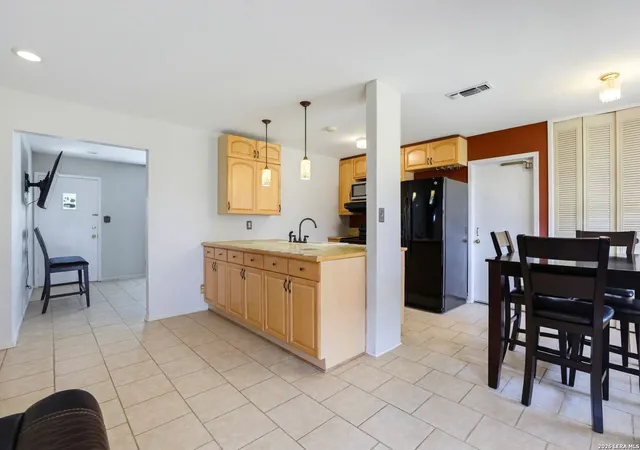 5th image of 12302 Lone Shadow Trail, Live Oak, TX 78233 | MLS# 2006765