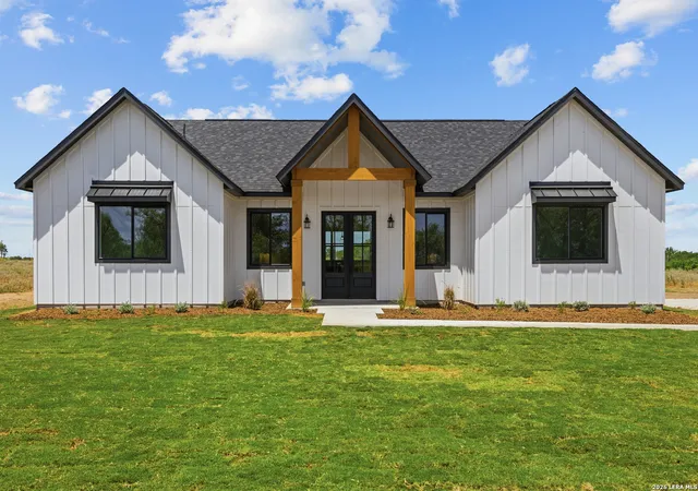 1st image of 125 Syrah St, La Vernia, TX 78121 | MLS# 2006767