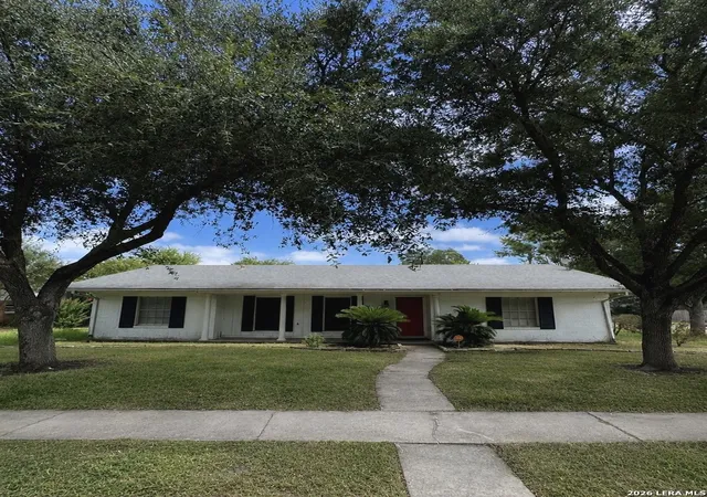 Photo 1 of Single family home for sale at 2406 Bon Aire Ave, Victoria, TX 77901 | MLS# 2006786 | Listing updated on 2026-08-18