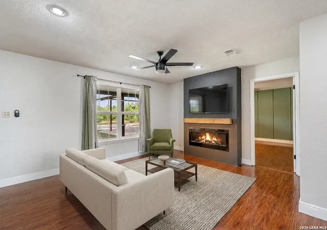 Photo 3 of Single family home for sale at 291 Bowlegs St, Brackettville, TX 78832 | MLS# 2006820 | Listing updated on 2026-09-18