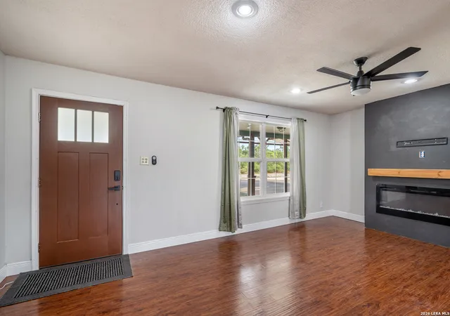 Photo 4 of Single family home for sale at 291 Bowlegs St, Brackettville, TX 78832 | MLS# 2006820 | Listing updated on 2026-09-18