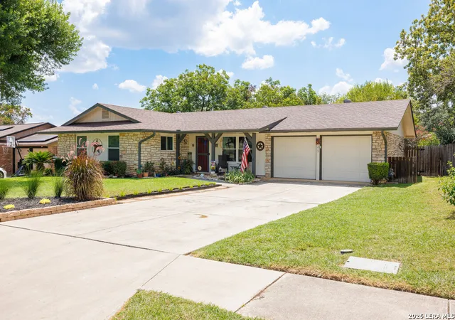 Photo 1 of Single family home for sale at 215 De Vaca, Universal City, TX 78148 | MLS# 2006830 | Listing updated on 2026-08-12