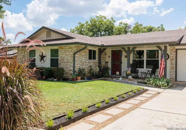Photo 2 of Single family home for sale at 215 De Vaca, Universal City, TX 78148 | MLS# 2006830 | Listing updated on 2026-08-12