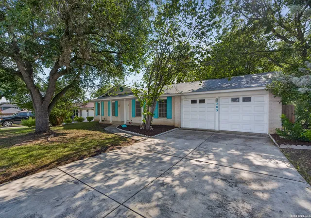 2nd image of 303 De Vaca, Universal City, TX 78148 | MLS# 2006839
