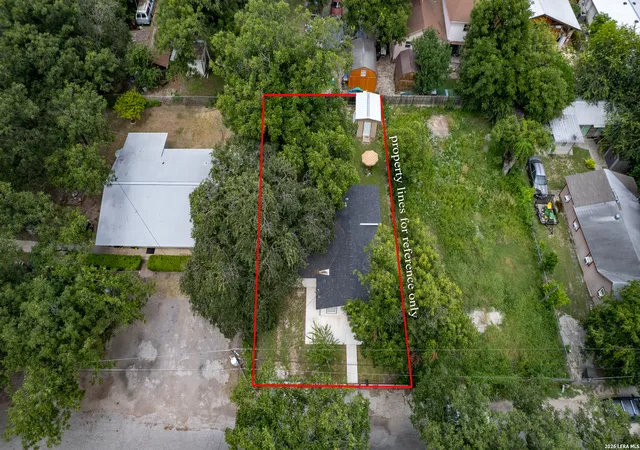 23rd image of 422 Apolonio St, Uvalde, TX 78801 | MLS# 2006853