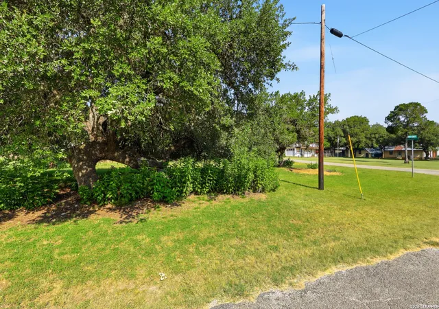 Photo 1 of Land for sale at 371 Bald Eagle, Canyon Lake, TX 78133 | MLS# 2006867 | Listing updated on 2026-08-18