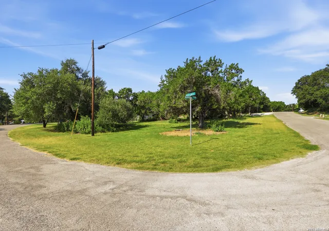 Photo 2 of Land for sale at 371 Bald Eagle, Canyon Lake, TX 78133 | MLS# 2006867 | Listing updated on 2026-08-18