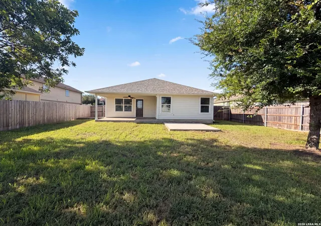 Photo 4 of Single family home for sale at 2886 Oakbranch Rdg, New Braunfels, TX 78130 | MLS# 2006875 | Listing updated on 2026-10-09