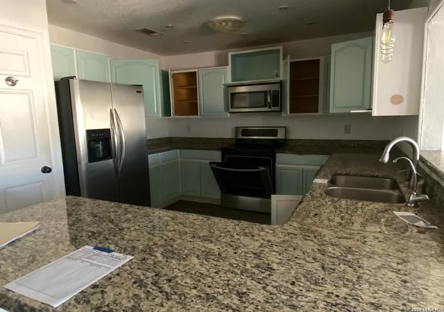 Photo 3 of Single family home for sale at 346 Falcon, Eagle Pass, TX 78852 | MLS# 2006877 | Listing updated on 2026-08-18