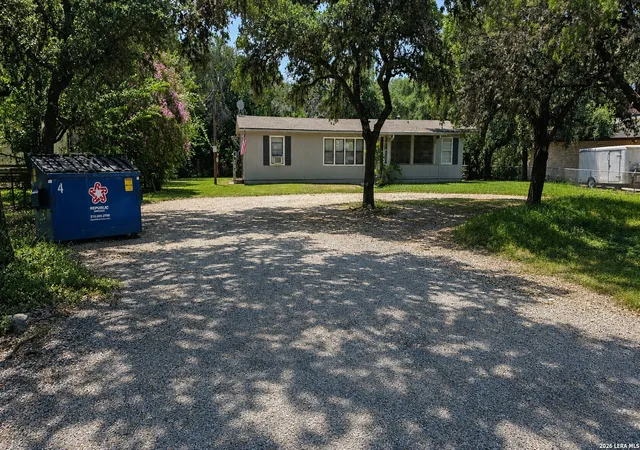 4th image of 141 N Wagon Wheel Dr, Boerne, TX 78015 | MLS# 2006893