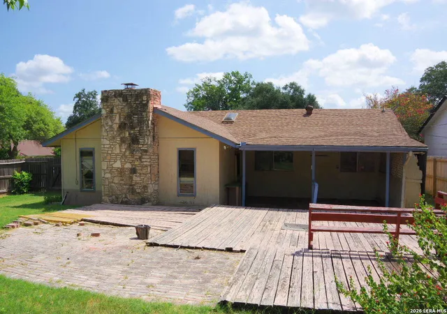 Photo 2 of Sale Pending at 10919 Meadowhome, San Antonio, TX 78230 | MLS# 2006902 | Listing updated on 2026-08-17
