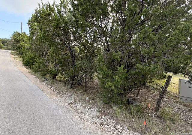 Photo 2 of Land for sale at 1086 Trail Pass, Canyon Lake, TX 78133 | MLS# 2006932 | Listing updated on 2026-09-14