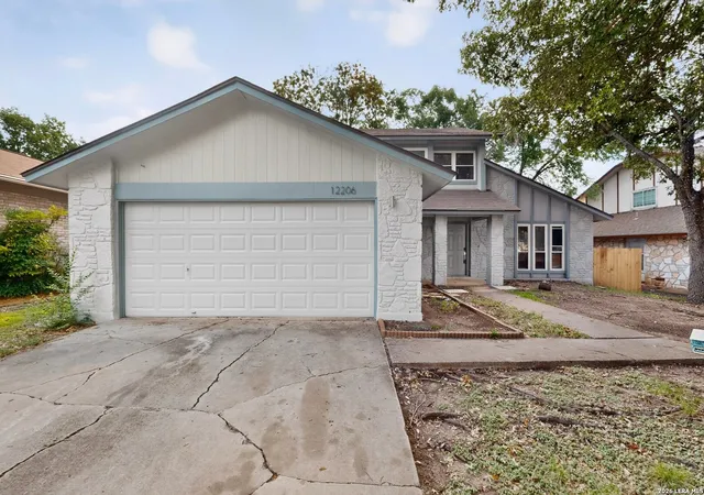 Photo 2 of Single family home for sale at 12206 Autumn Vista St, San Antonio, TX 78249 | MLS# 2006964 | Listing updated on 2026-09-13