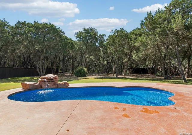 4th image of 975 Wilderness Oaks, New Braunfels, TX 78132 | MLS# 2006972