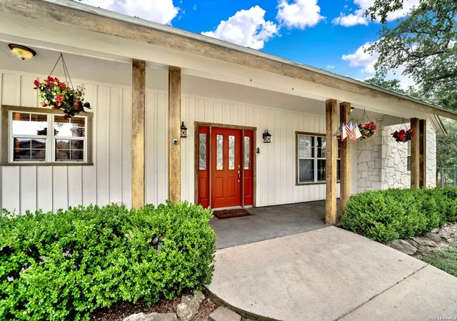 5th image of 181 Settlers Cir, Bandera, TX 78003 | MLS# 2006995