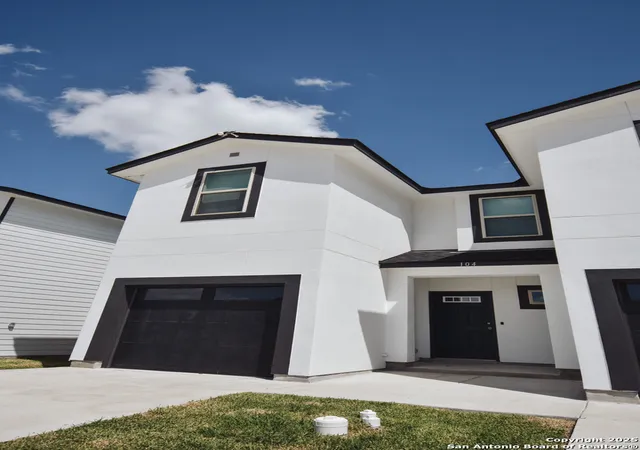 Photo 4 of Multi family home for sale at 8410 Via Pisa, San Antonio, TX 78227 | MLS# 2007009 | Listing updated on 2026-09-10