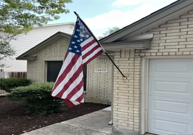 Photo 2 of Single family home for sale at 13607 Bridgeview, San Antonio, TX 78247 | MLS# 2007032 | Listing updated on 2026-09-13