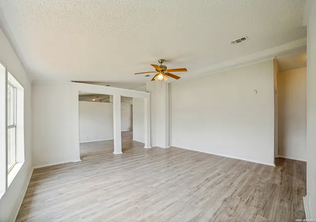 5th image of 16527 County Road 283, San Antonio, TX 78253 | MLS# 2007057