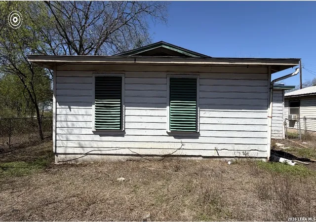 Photo 2 of Single family home for sale at 114 Calmar Ct, San Antonio, TX 78220 | MLS# 2007061 | Listing updated on 2026-09-18