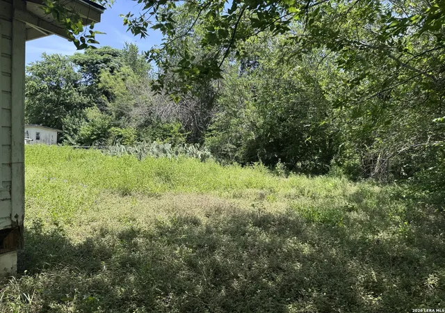 Photo 3 of Single family home for sale at 114 Calmar Ct, San Antonio, TX 78220 | MLS# 2007061 | Listing updated on 2026-09-18