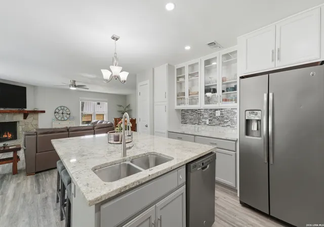 Photo 4 of Sale Pending at 429 Laguna Vista, Seguin, TX 78155 | MLS# 2007068 | Listing updated on 2026-09-12