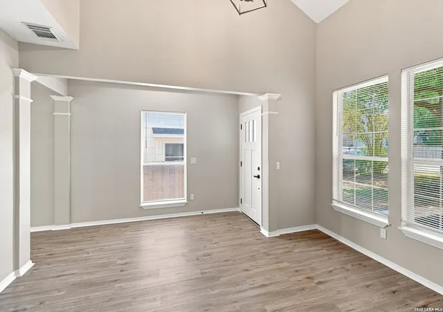 Photo 3 of Single family home for sale at 54 Lockspring, San Antonio, TX 78254 | MLS# 2007095 | Listing updated on 2026-09-17